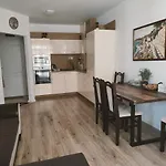 Apartament Aivasovski Park - Meters Away From Gmina Pomorie